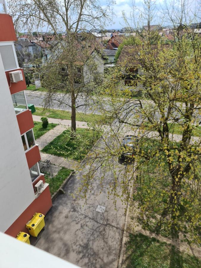Apartman U Velikoj Gorici Zeljko Velika Gorica Exteriér fotografie